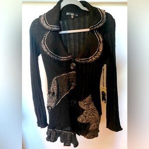 NWT. Sioni Sweater size Medium